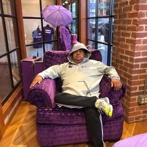 Meet your Posher, Adolfo